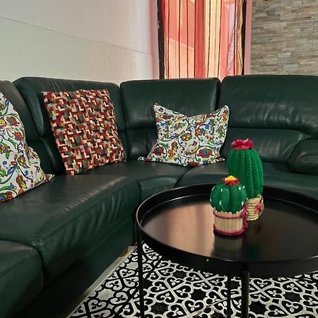 Апартаменты La Casa Di Nina Бриндизи Экстерьер фото
